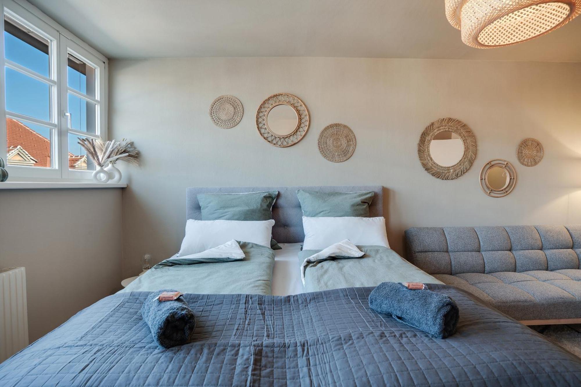 Boho Design Studio - Historic City Center With Free Parking & Aircon By Hero Homes Graz Eksteriør billede